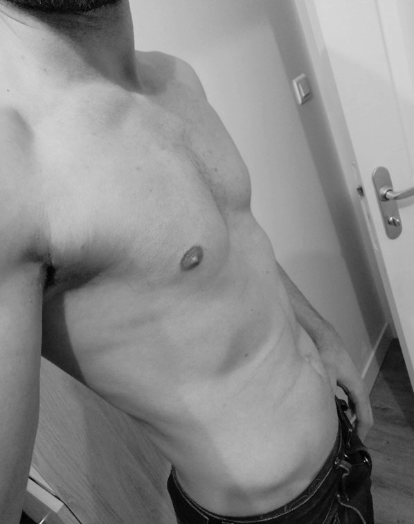 Profil de Sadio, 44 ans, Escort Trans Canada à Young