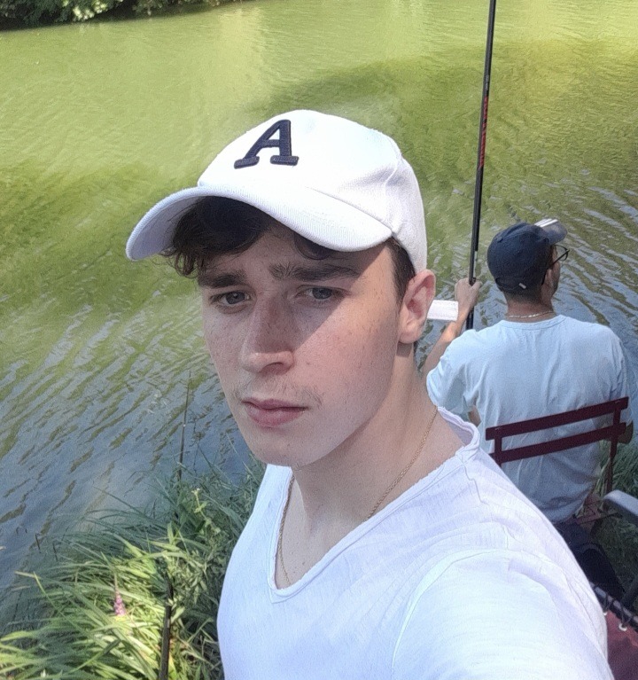 Profil de Ettore, 20 ans, Escort Trans Canada à Steinbach