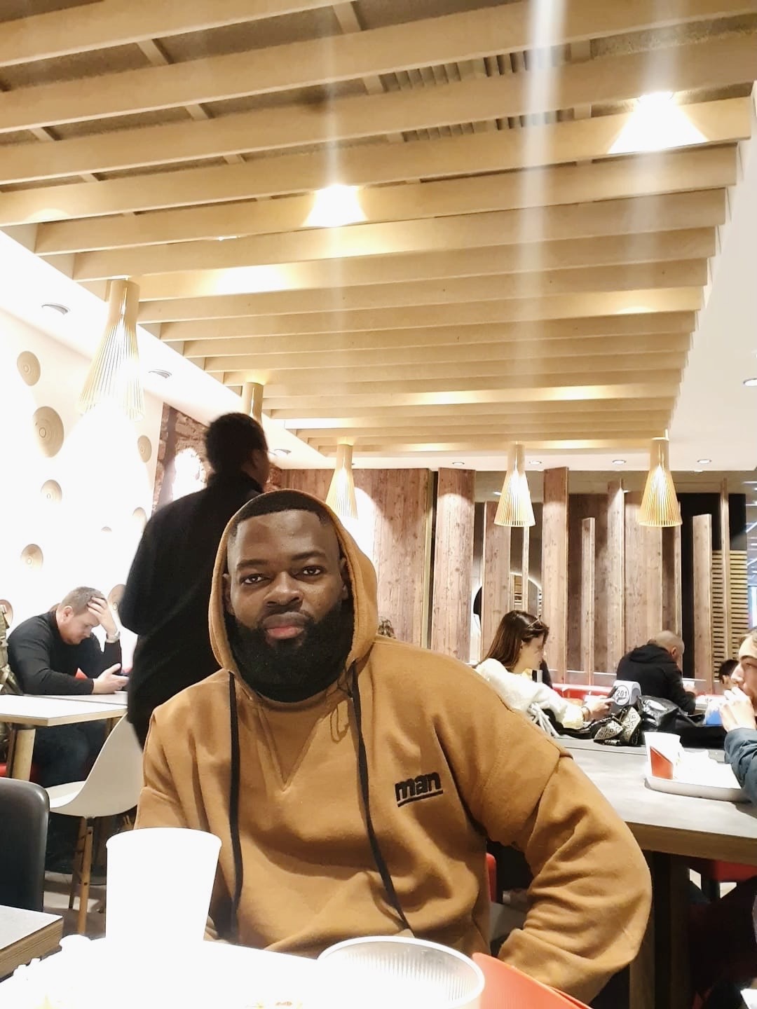 Profil de Kassem, 32 ans, Escort Trans Canada à Field