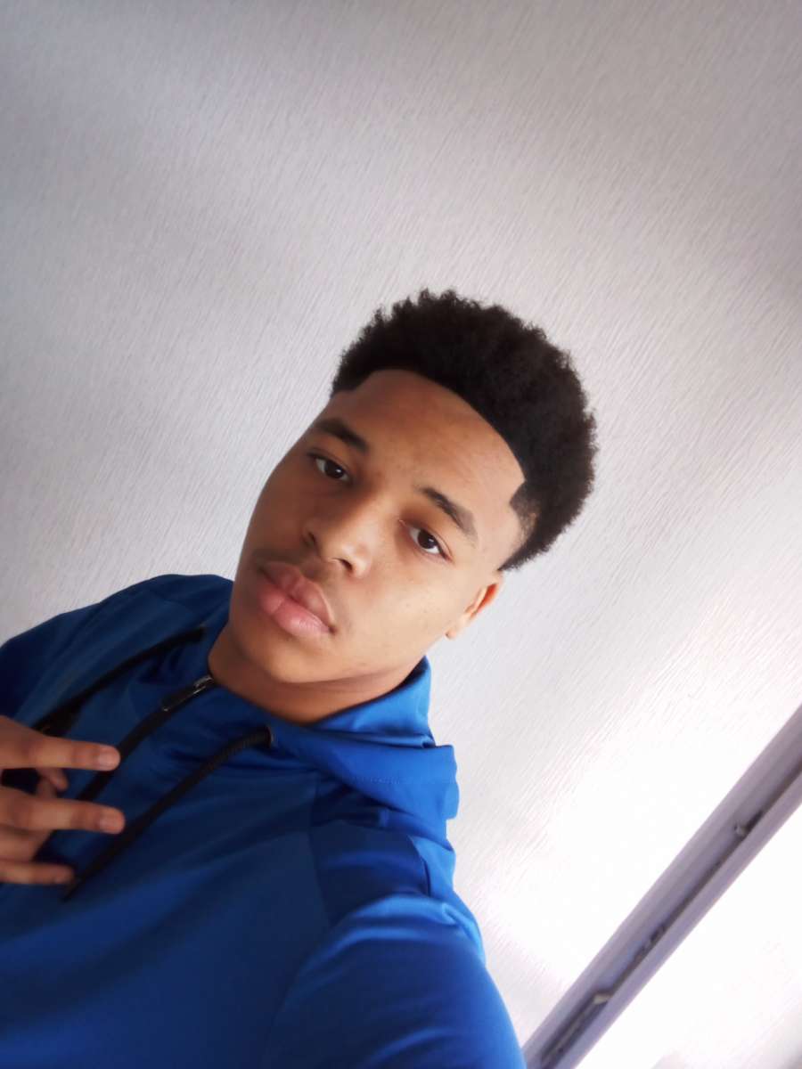 Profil de Mc, 20 ans, Escort Trans Canada à Mont-Carmel