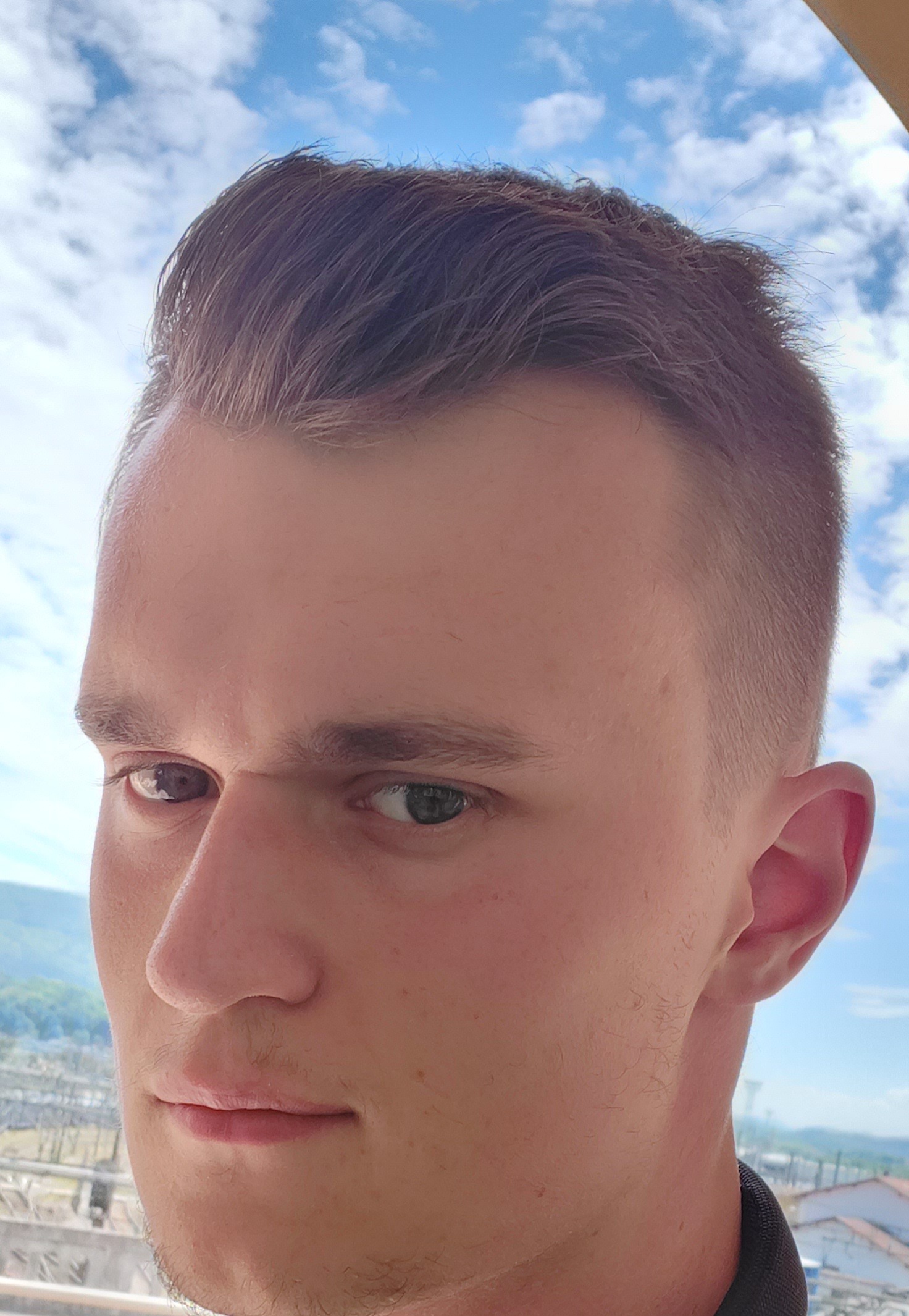 Profil de Nihat, 25 ans, Escort Trans Canada à Rycroft
