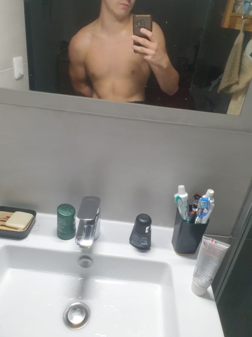 Profil de Irvin, 21 ans, Escort Trans Canada à Fox Cove-Mortier