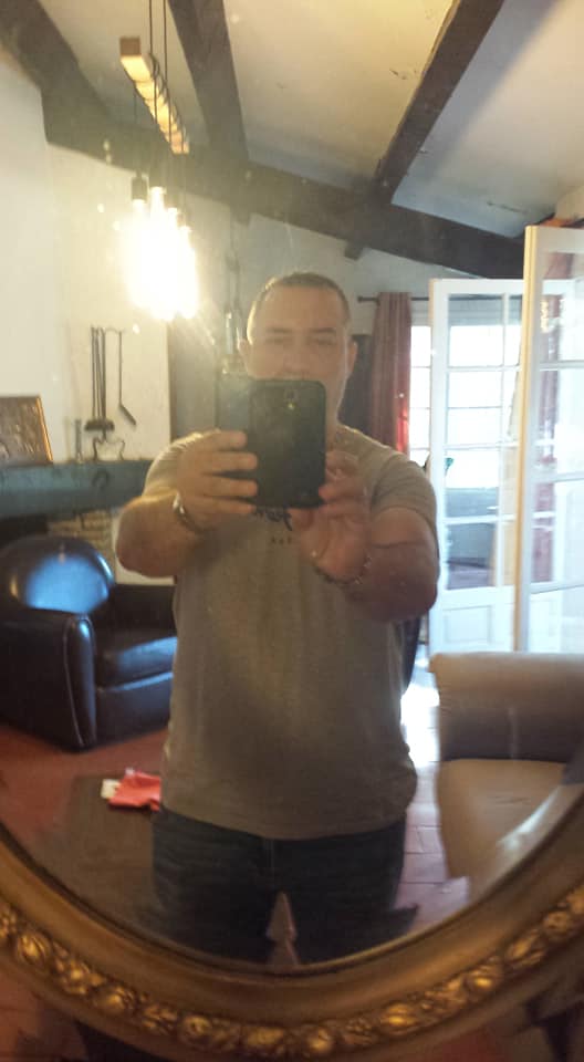 Profil de Nesim, 54 ans, Escort Trans Canada à Saint-Justin