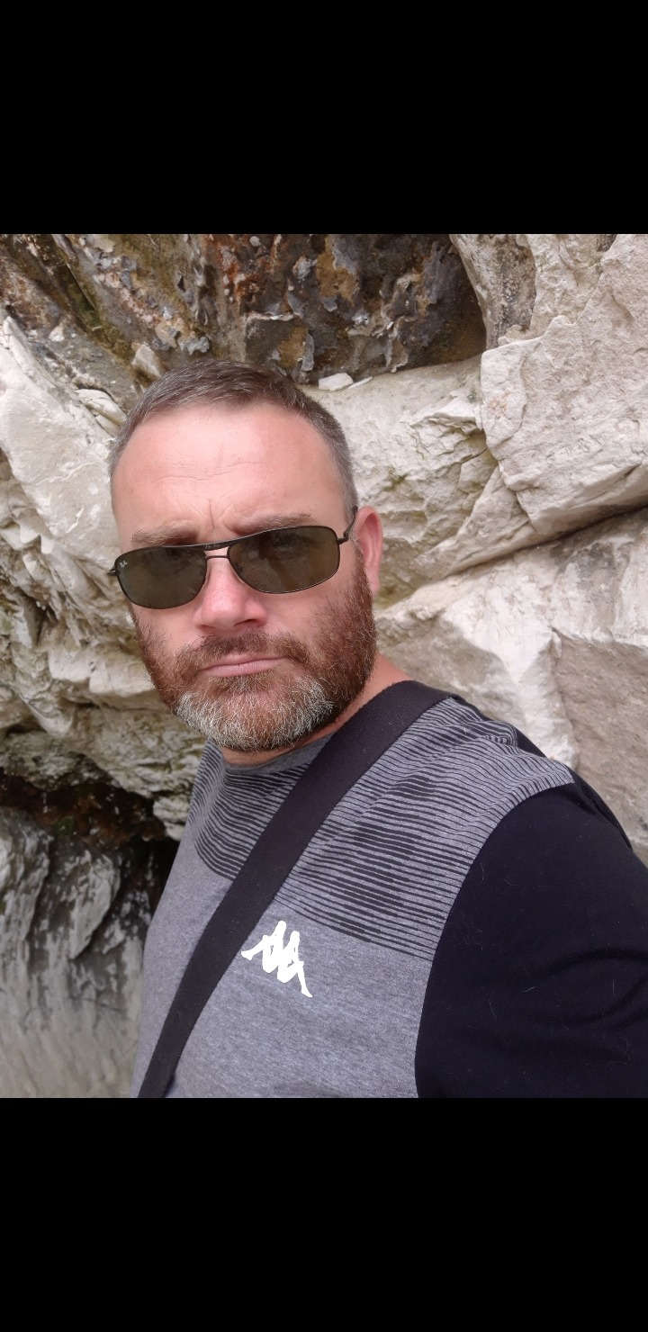 Profil de Binyamin, 48 ans, Escort Trans Canada à Lévis