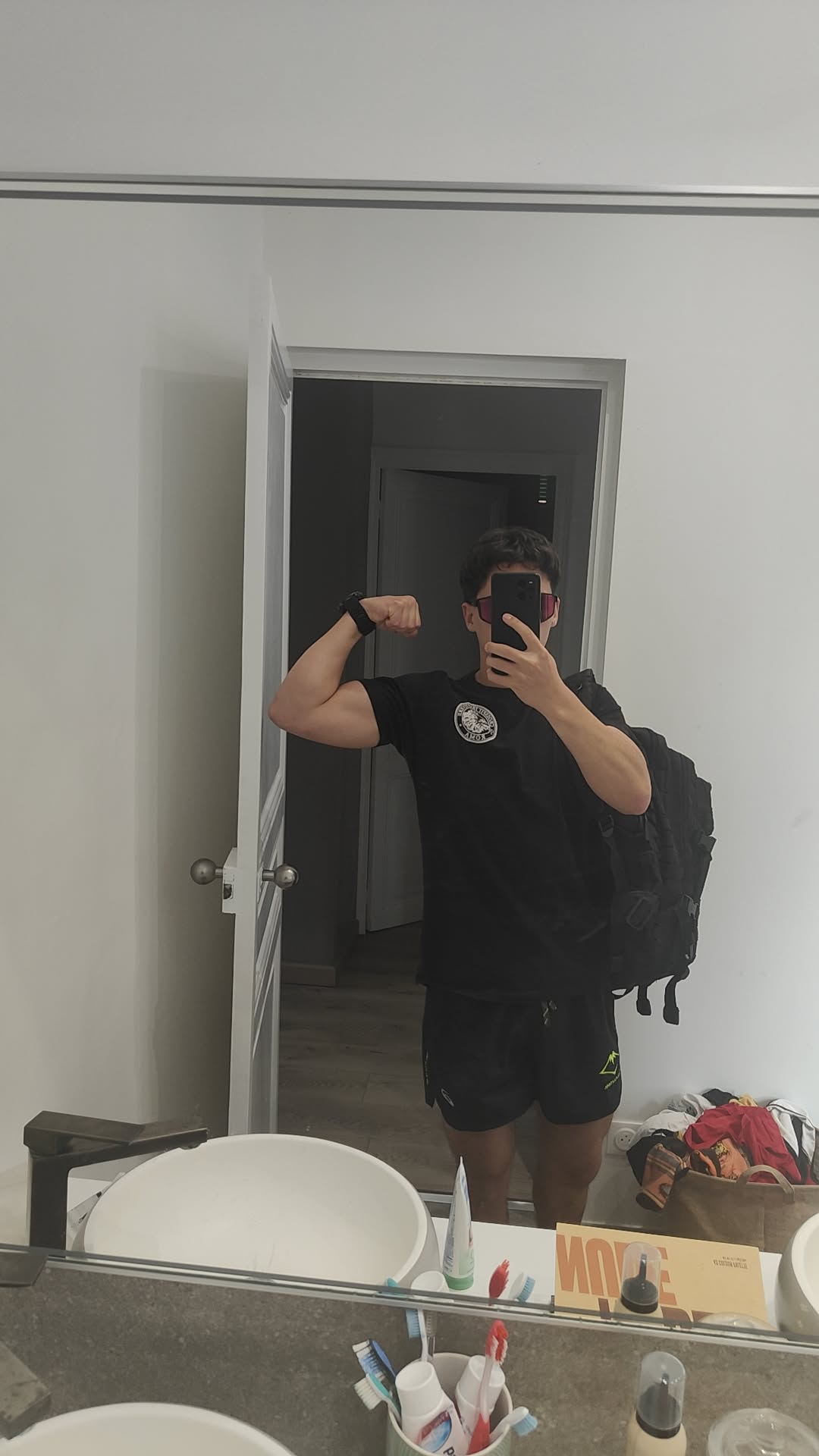 Profil de Ludovico, 20 ans, Escort Trans Canada à Viking
