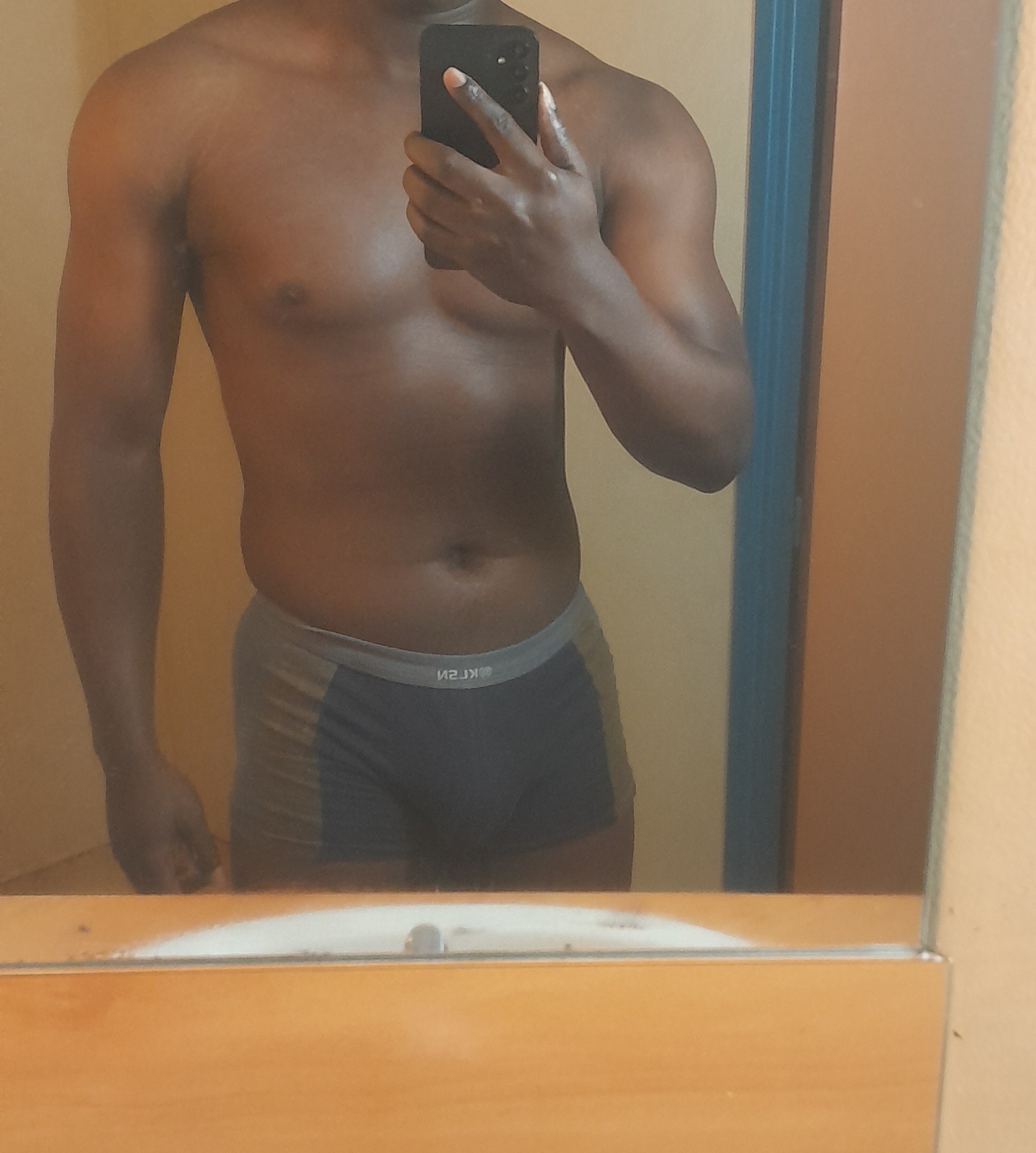 Profil de Kealan, 27 ans, Escort Trans Canada à Audet