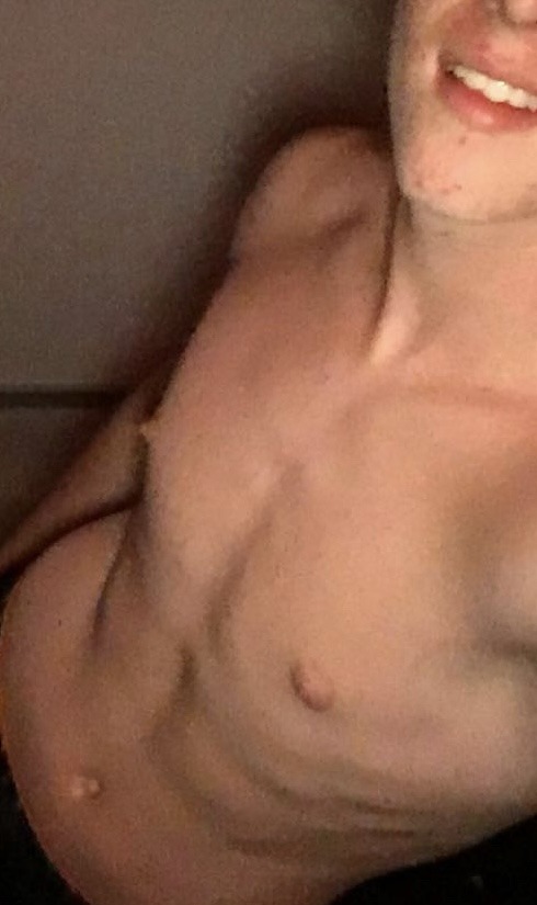 Profil de Tonio, 24 ans, Escort Trans Canada à North Wiltshire