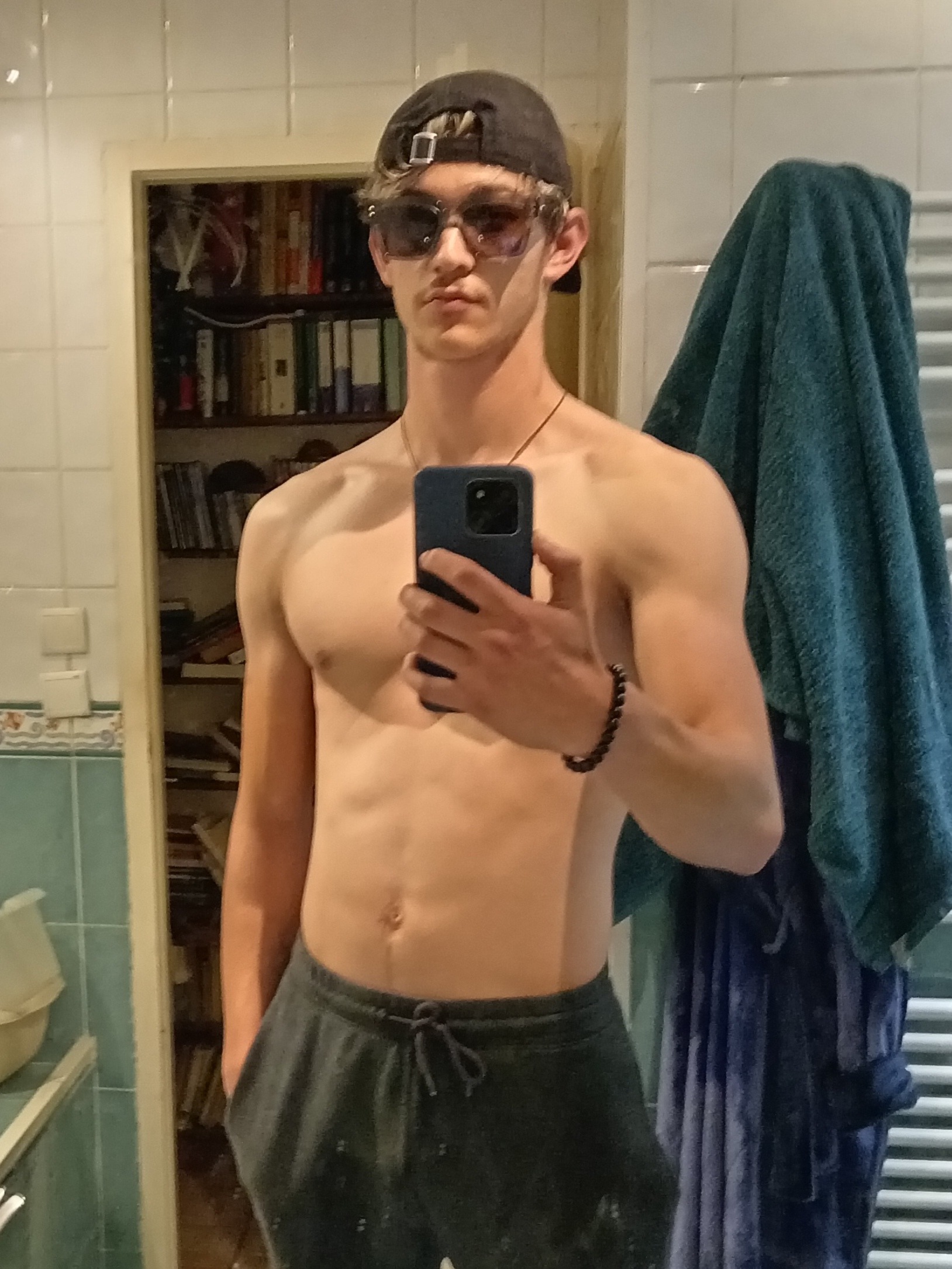 Profil de Guirec, 19 ans, Escort Trans Canada à Pangman