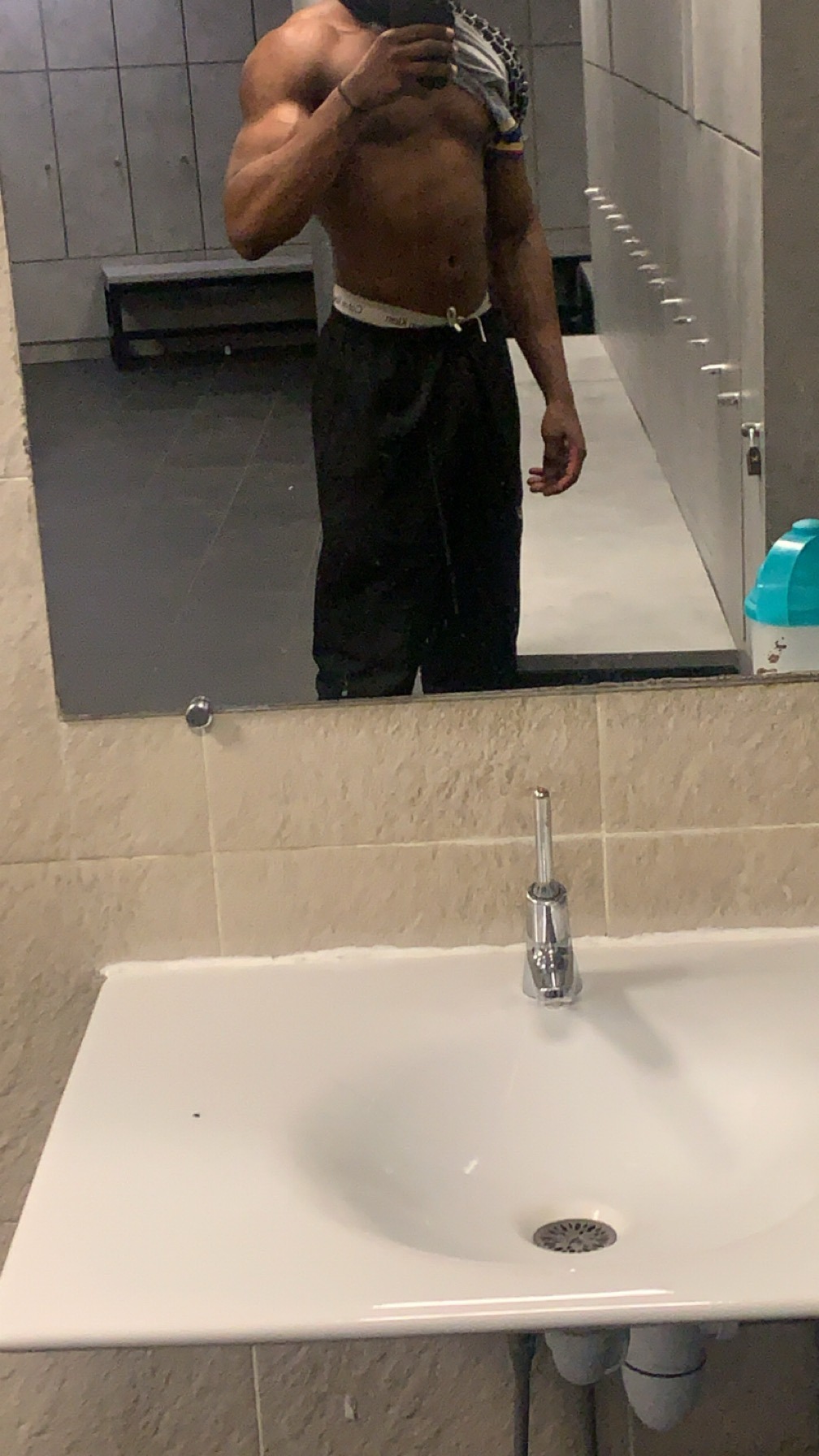 Profil de Lori, 25 ans, Escort Trans Canada à Amos