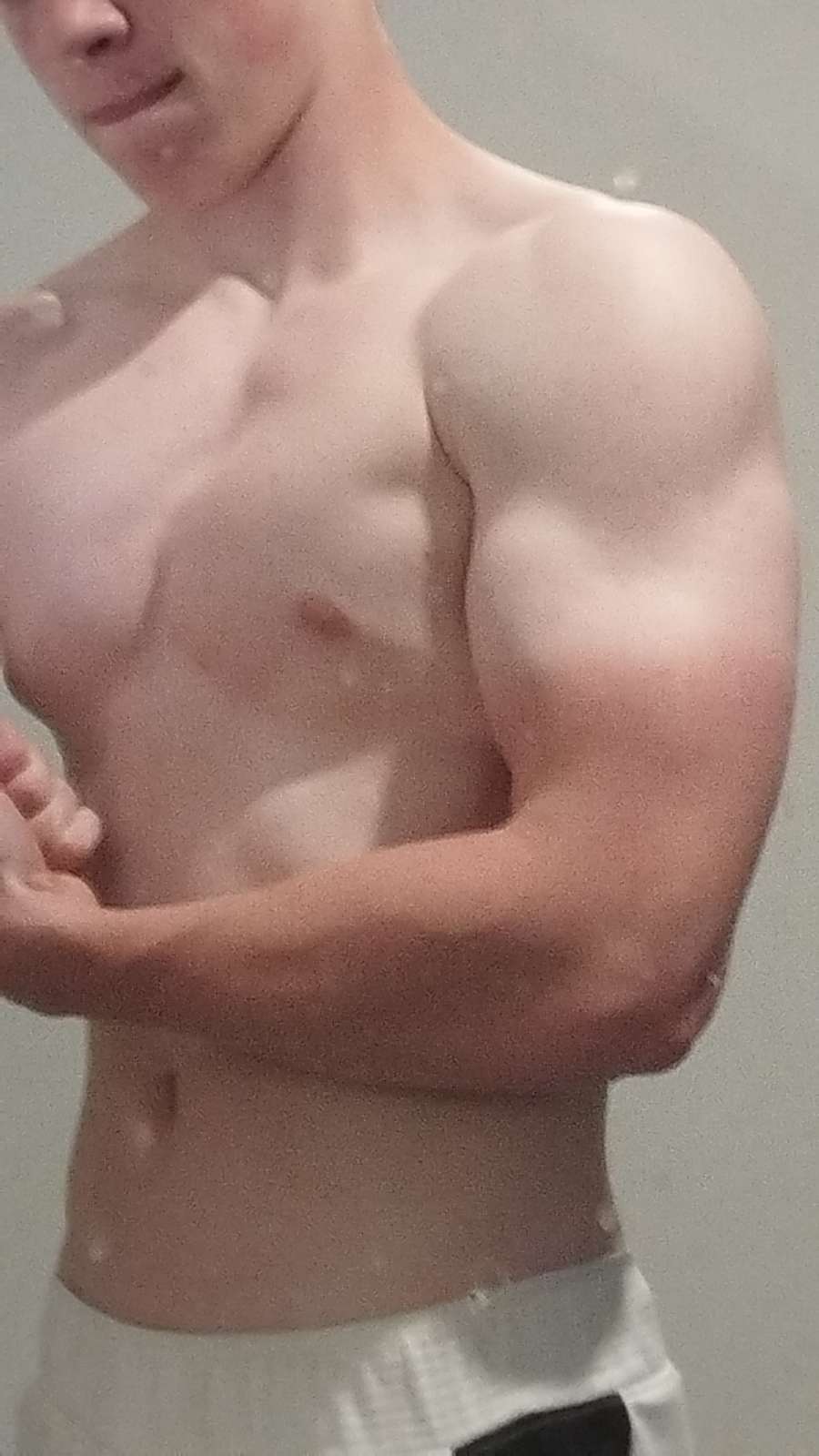 Profil de Yamen, 18 ans, Escort Trans Canada à Mannville