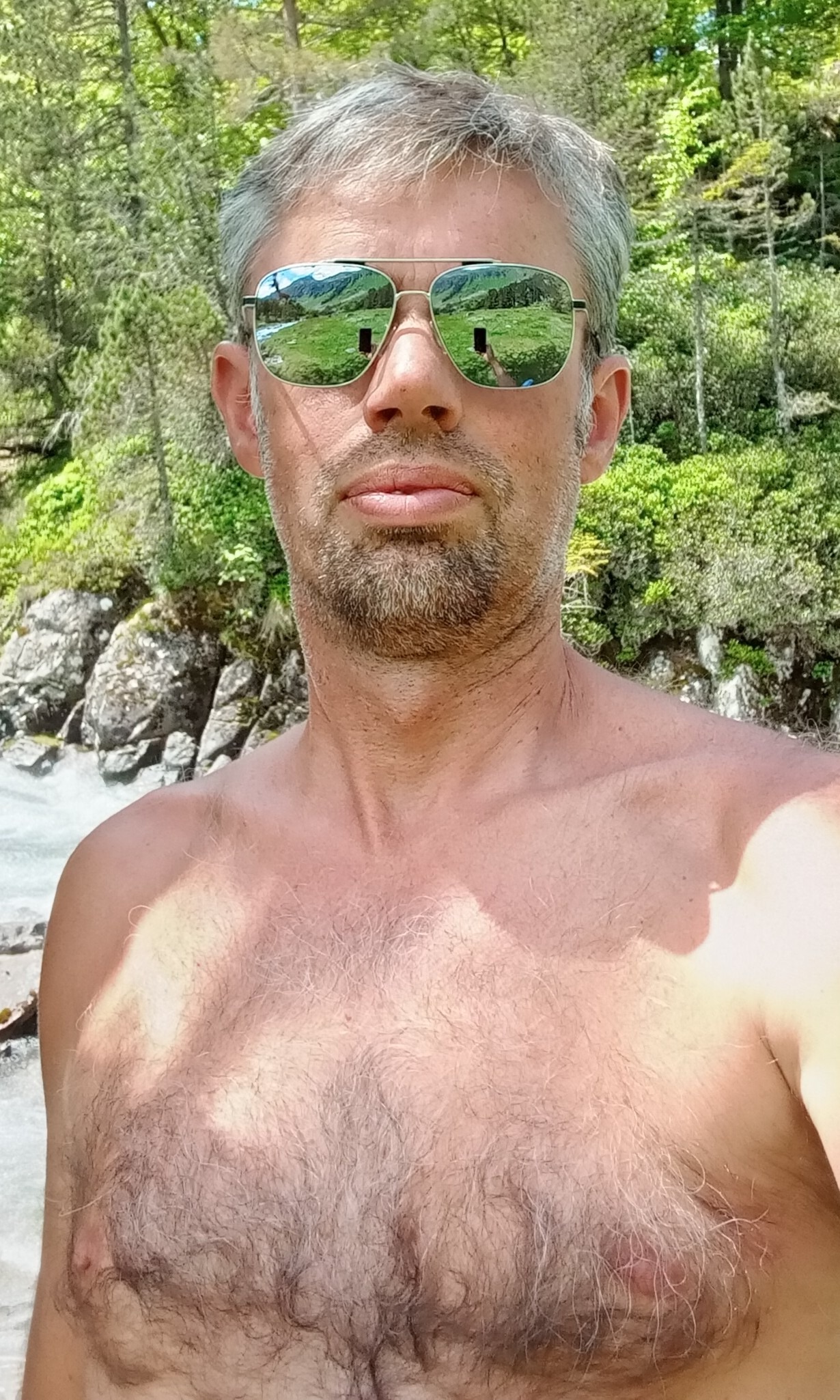 Profil de Jaden, 54 ans, Escort Trans Canada à McLennan