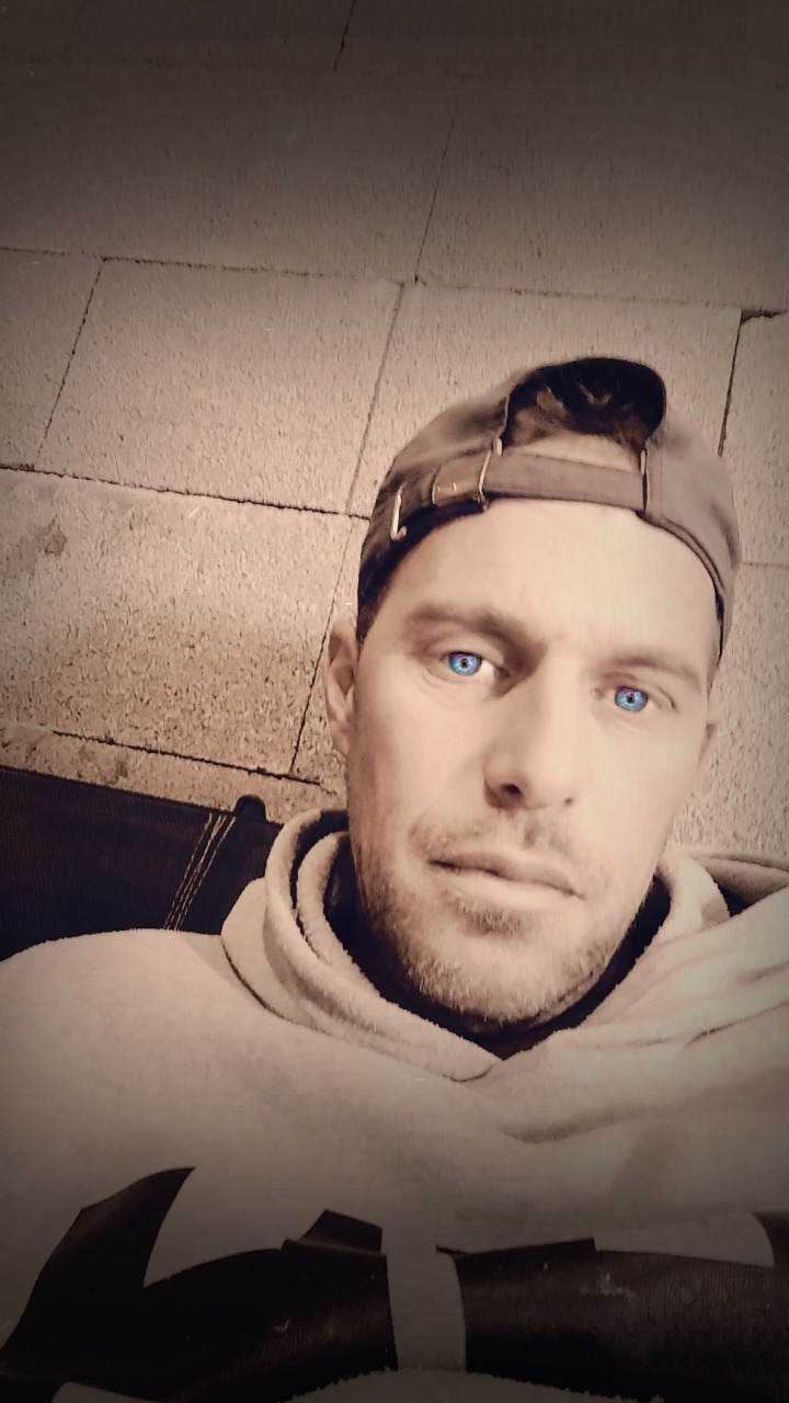 Profil de Lars, 41 ans, Escort Trans Canada à Saint-Philippe
